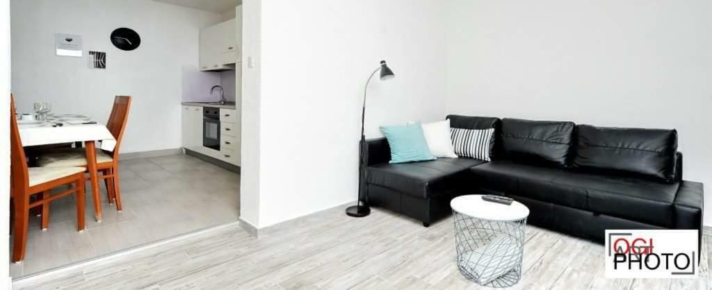Apartments Marcela สตารีกราด ภายนอก รูปภาพ